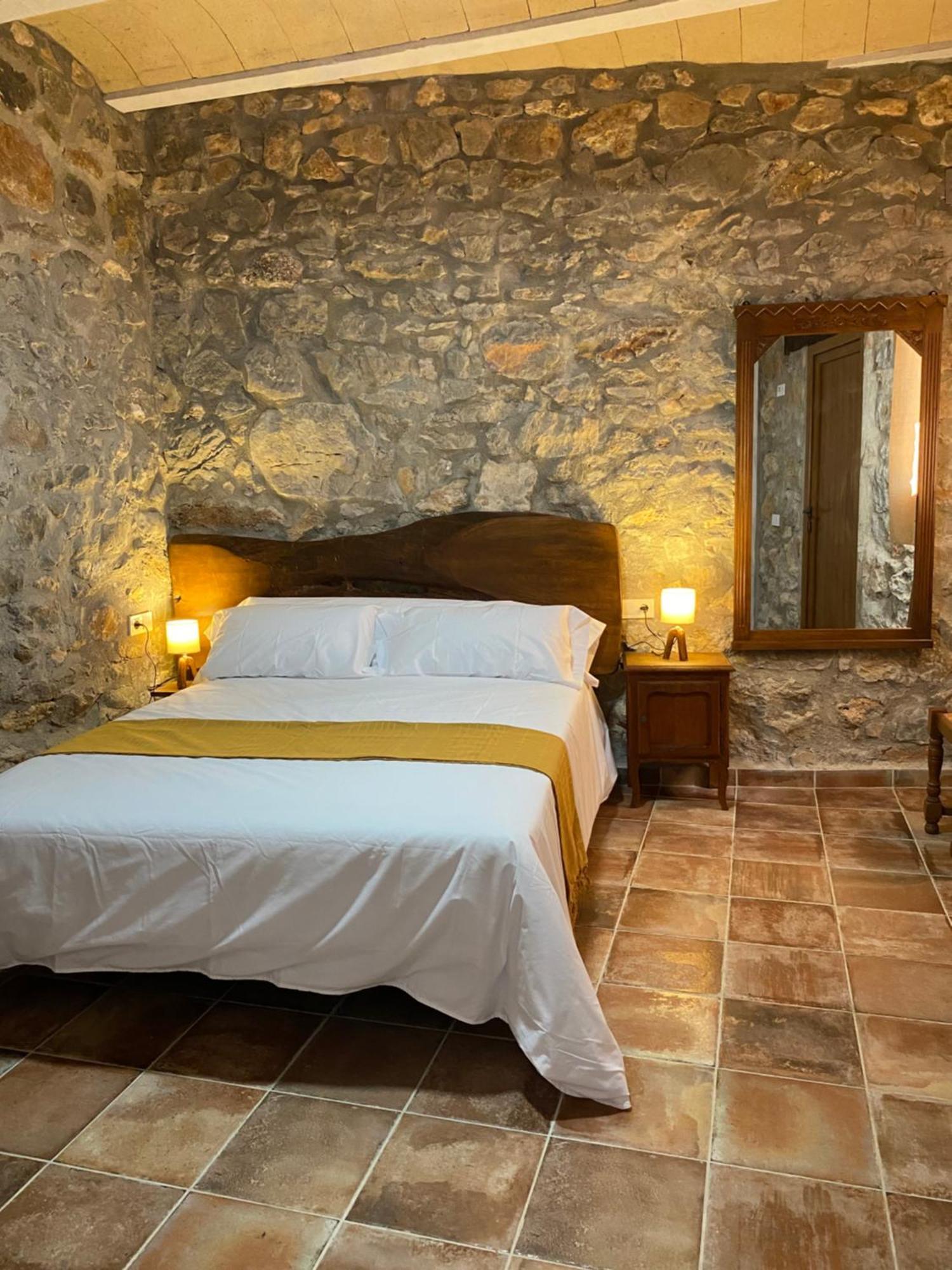 La Cueva De Miravet - Villa De Lujo En La Cima De La Montana Con Vistas Al Mar Кабанес Экстерьер фото
