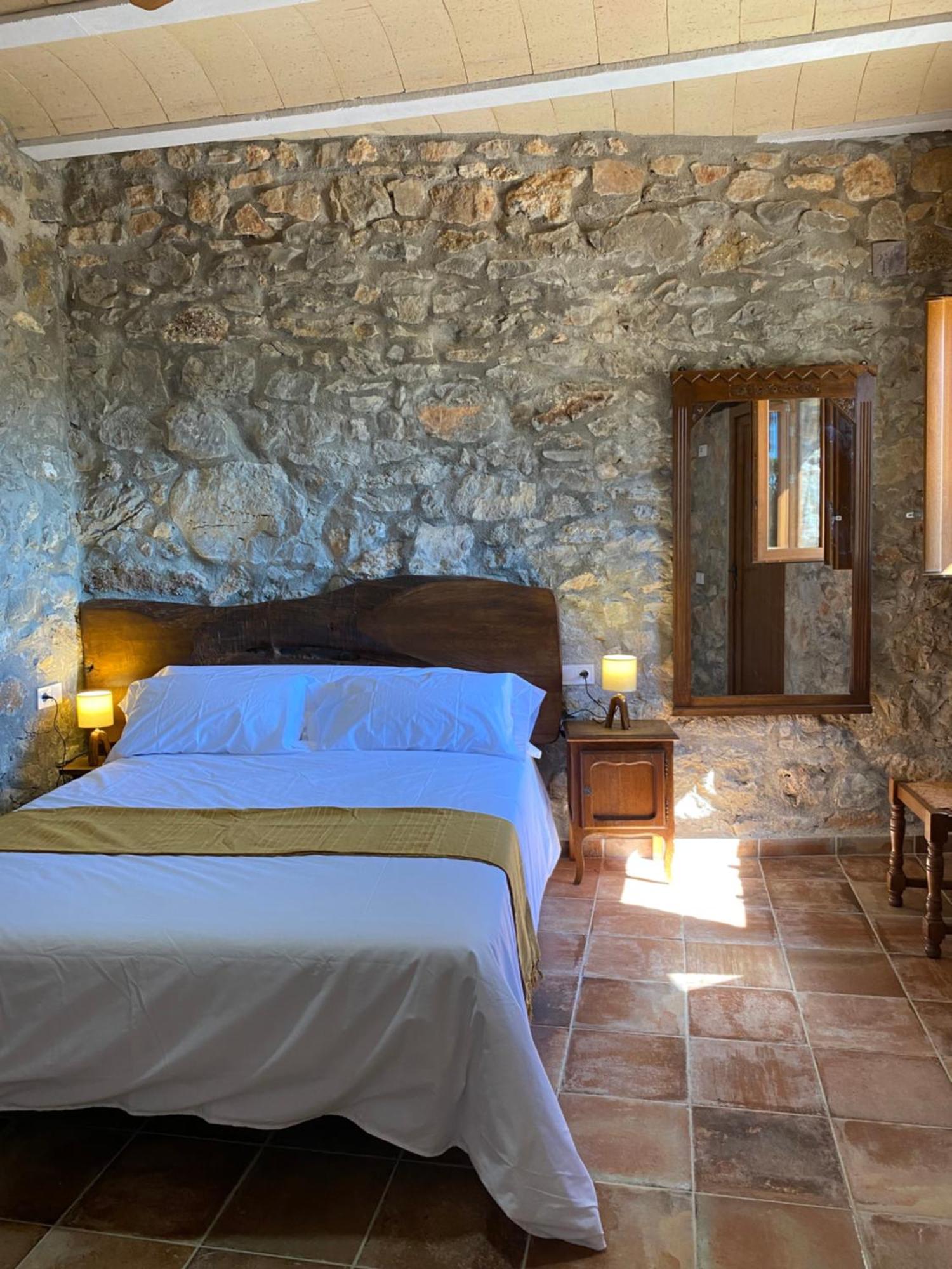 La Cueva De Miravet - Villa De Lujo En La Cima De La Montana Con Vistas Al Mar Кабанес Экстерьер фото