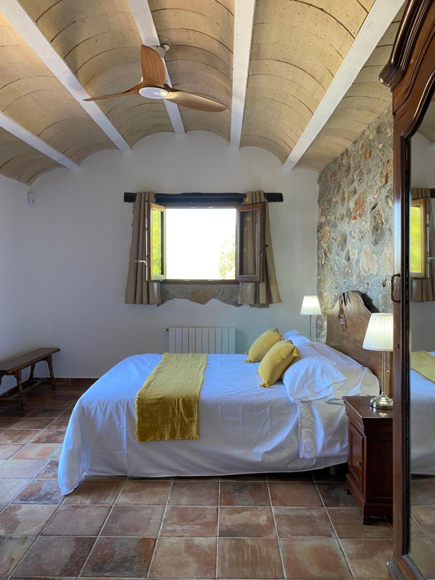La Cueva De Miravet - Villa De Lujo En La Cima De La Montana Con Vistas Al Mar Кабанес Экстерьер фото